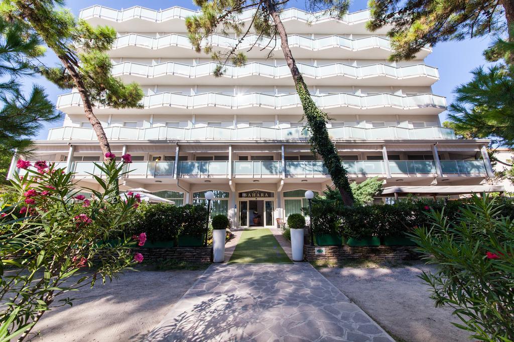 Hotel Sahara Мілано-Маріттіма Екстер'єр фото