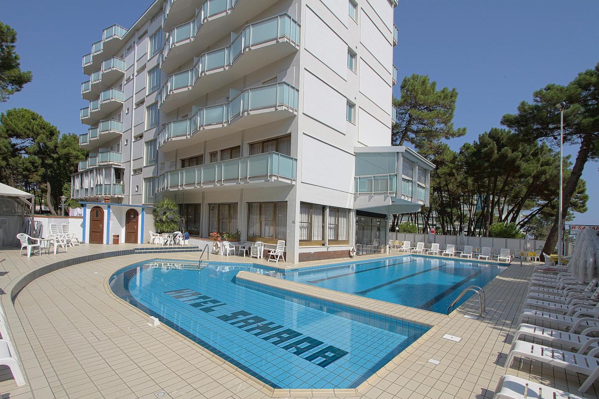 Hotel Sahara Мілано-Маріттіма Екстер'єр фото