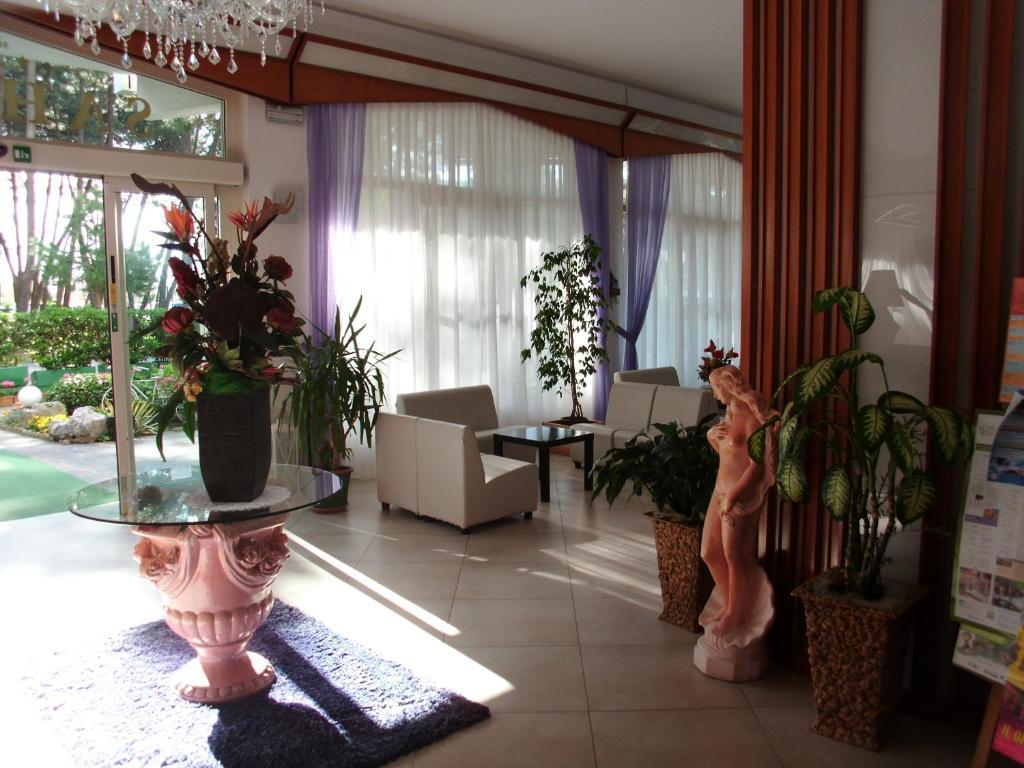 Hotel Sahara Мілано-Маріттіма Екстер'єр фото